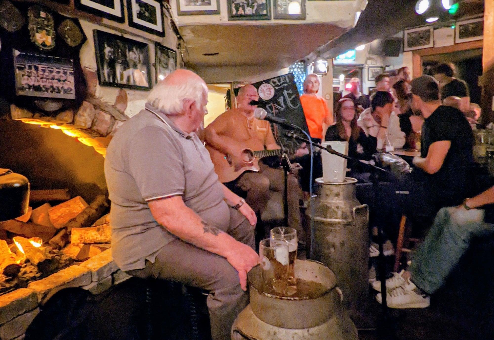 Intonation of Western Irish Accents